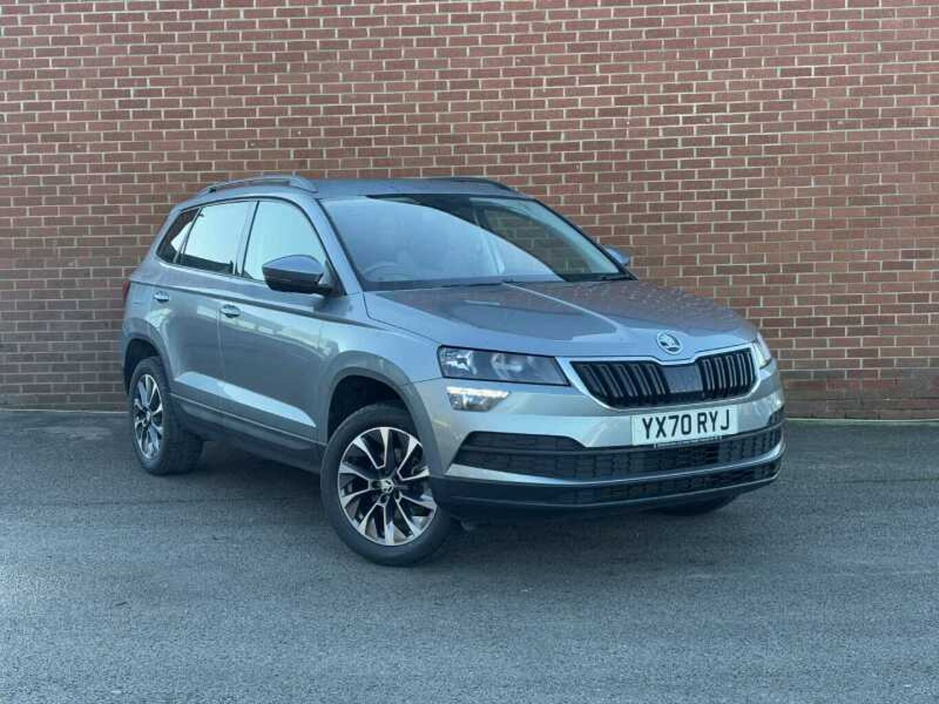 SKODA Karoq SUV 1.0 TSI (116ps) SE Drive